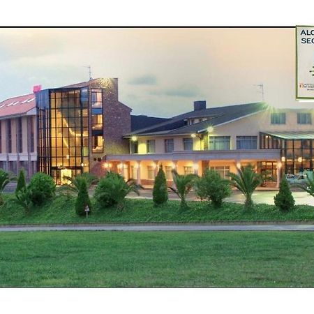 Hotel Royal Llanera  ภายนอก รูปภาพ